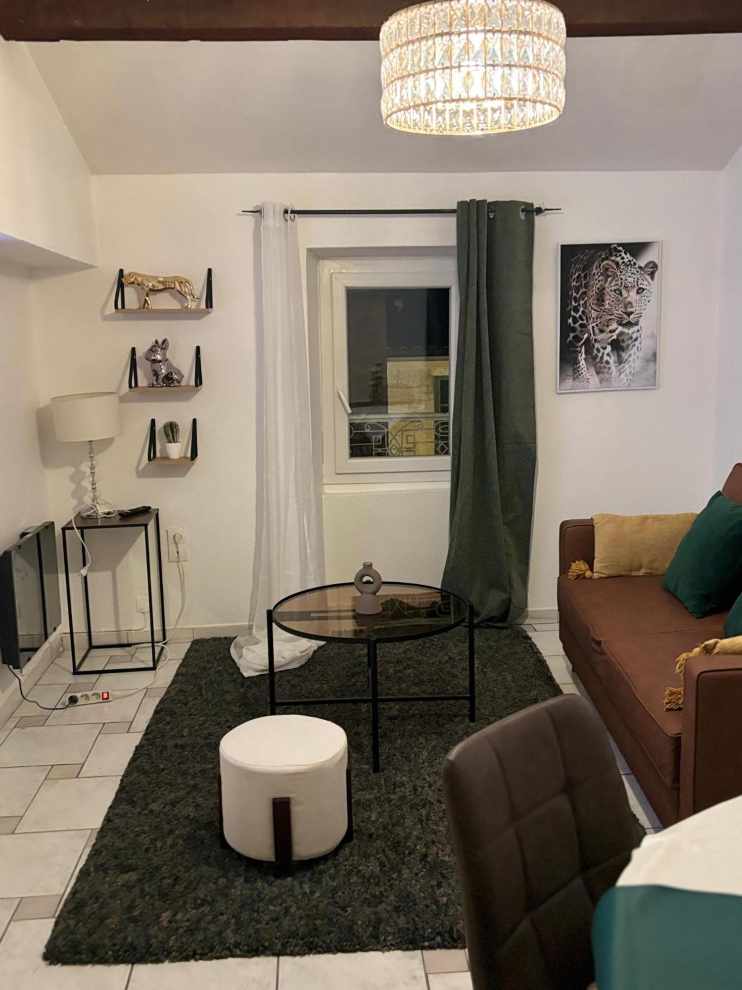 Appartement Hajar Tarascon Bagian luar foto